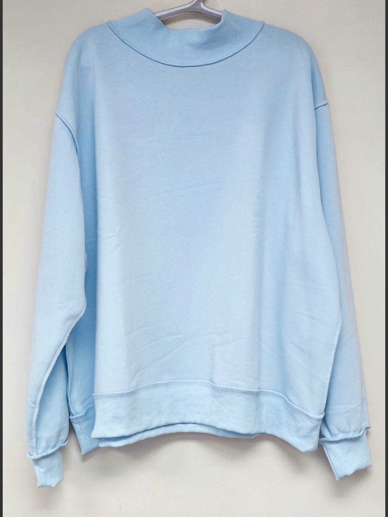 Mockneck Sweatshirt (light blue)