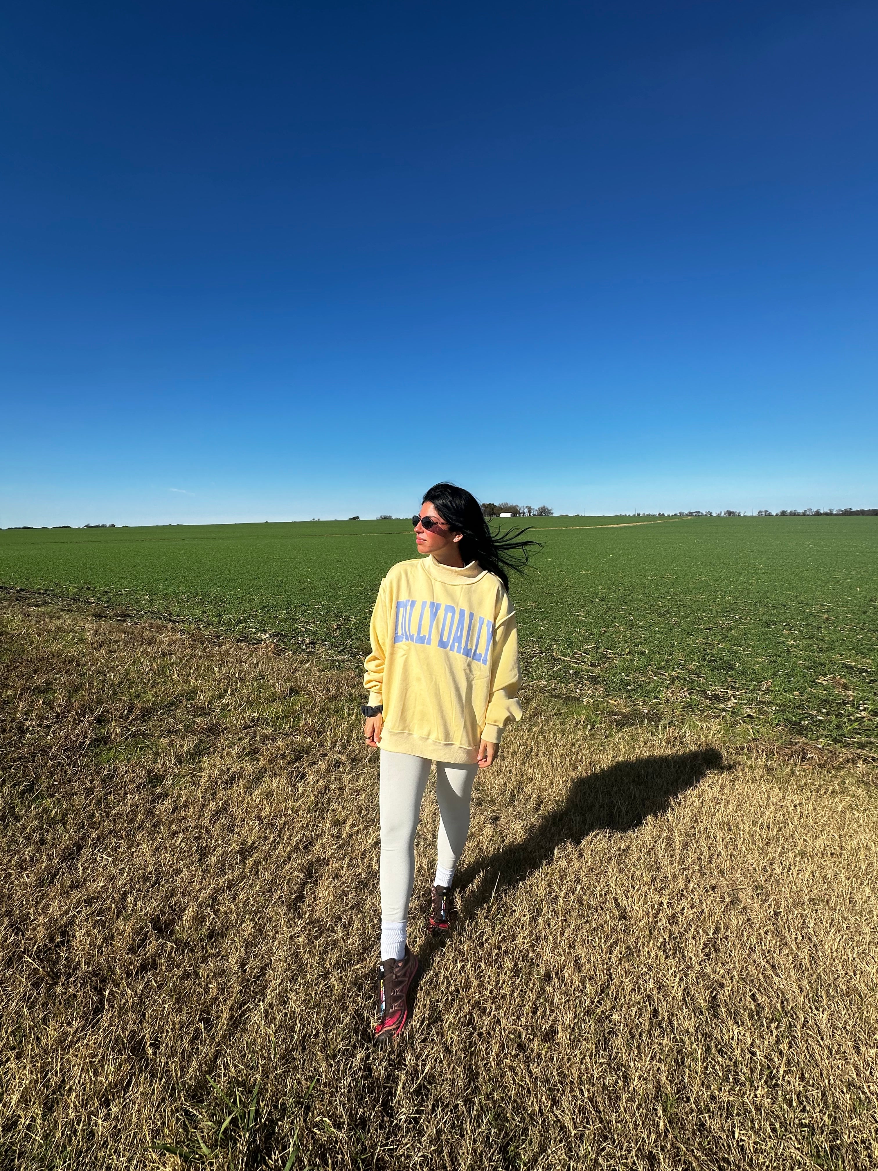 Dilly Dally Mockneck Sweatshirt (yellow)